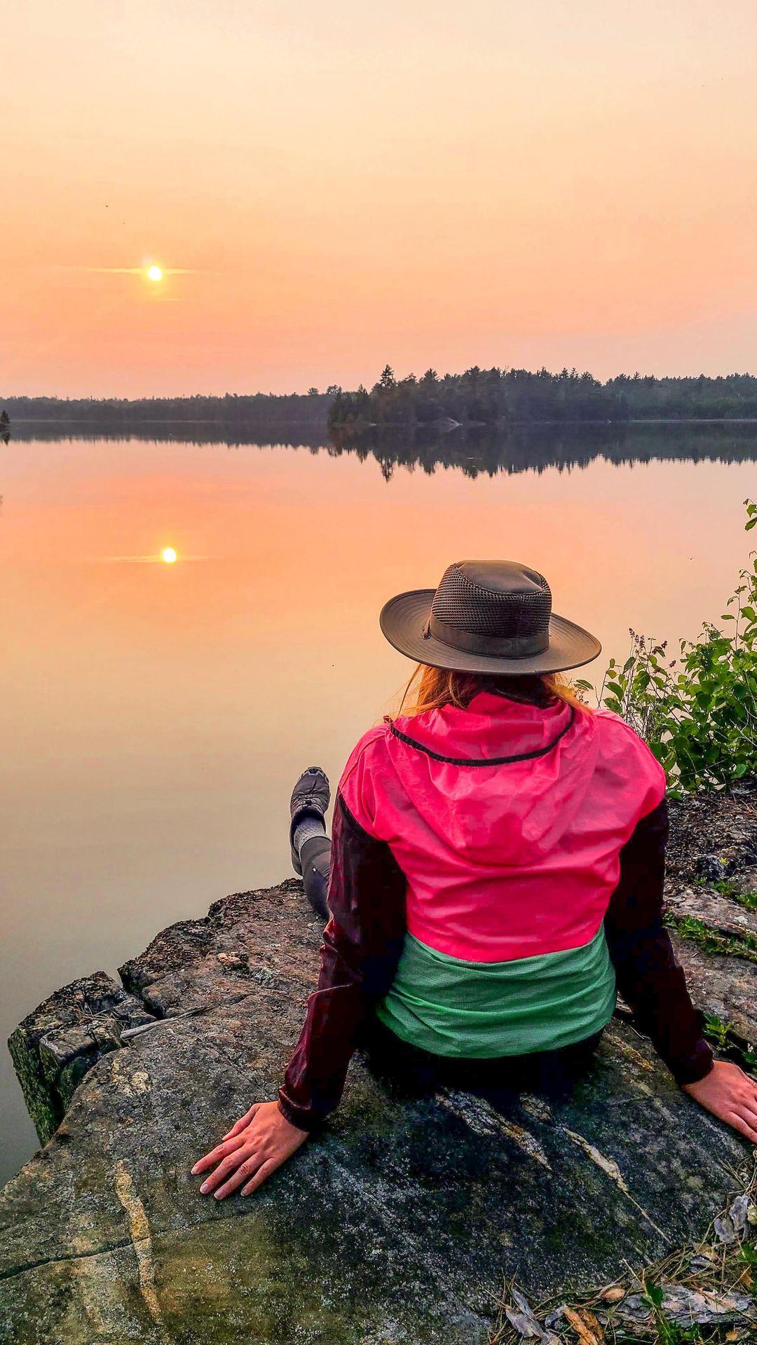 It was magical to have remote backcountry lakes all to ourselves, but the bugs were BRUTAL 🦟