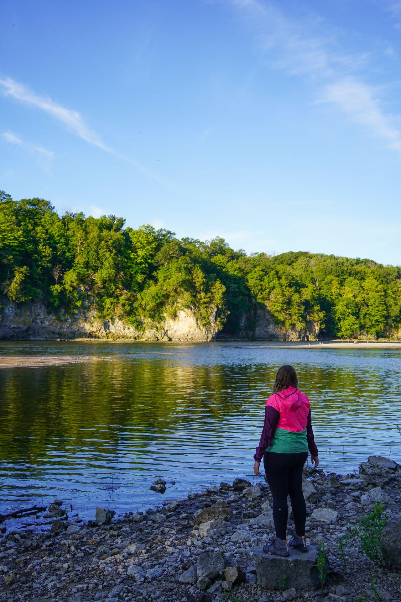 Lydia looking at the river and white bluffs at Palisades-Kepler State Park