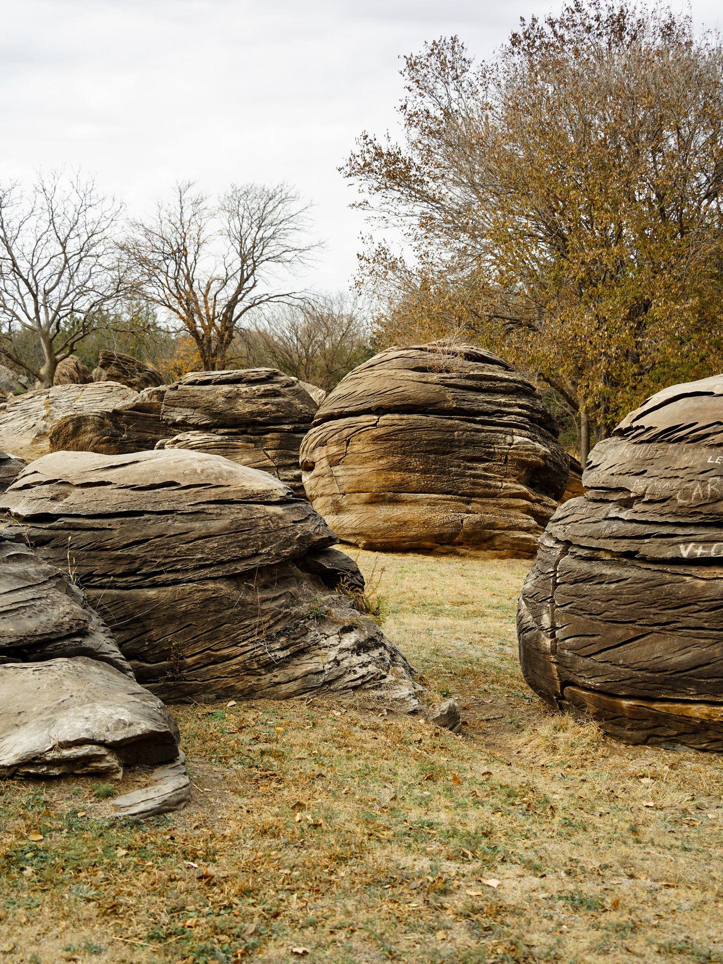 A group of several giant boulders at Rock City Park